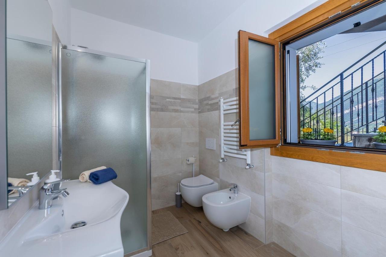 Apartment With Garden And Parking Bellagio Buitenkant foto