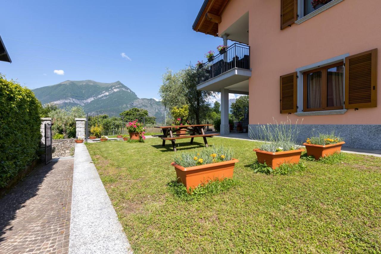 Apartment With Garden And Parking Bellagio Buitenkant foto