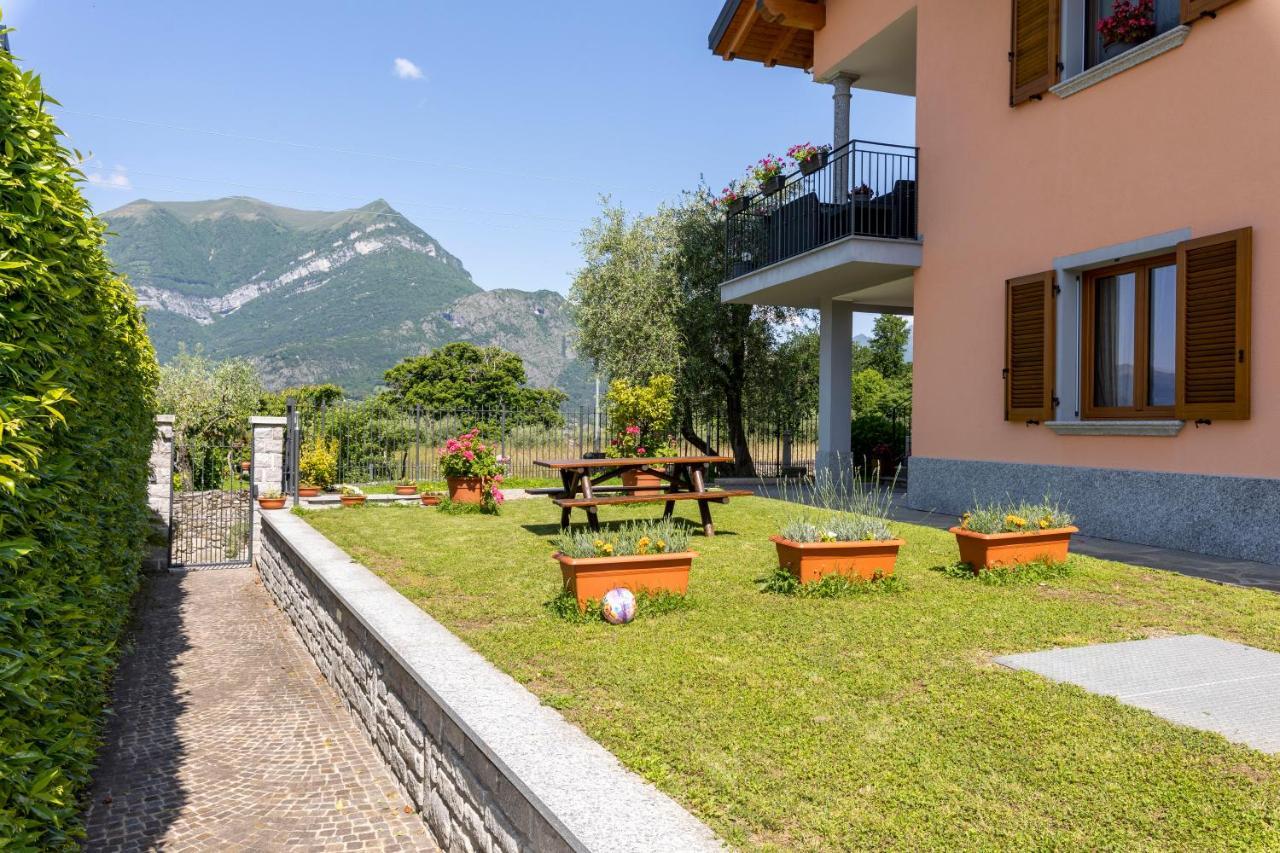 Apartment With Garden And Parking Bellagio Buitenkant foto
