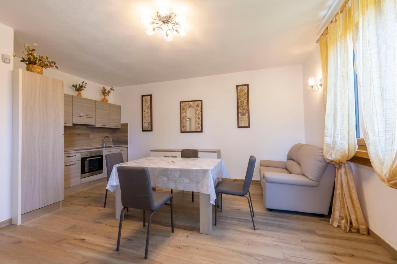 Apartment With Garden And Parking Bellagio Buitenkant foto